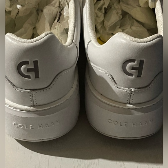 NEW Cole Haan Grandpro Topspin White Sneaker Size 8.5 Wide Width - Picture 9 of 12